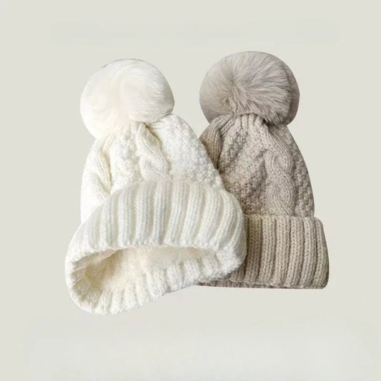 Women's Cable-Knit Pom-Pom Beanie – Plush-Lined Winter Hat