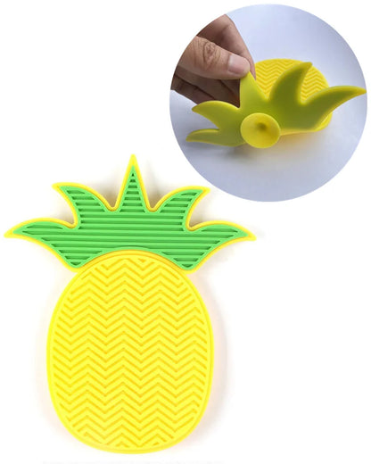Lick Mat for Cats & Small Dogs – Suction-Cup Slow Feeder