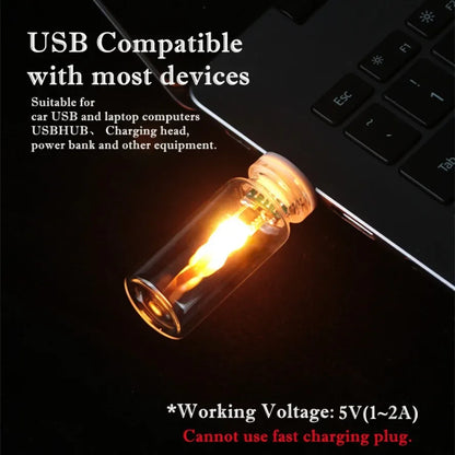 Luce Notturna a LED con Fiamma Tremolante USB in Vetro a Forma di Candela | 5 Stili | Decorazione per Auto, Casa e Laptop