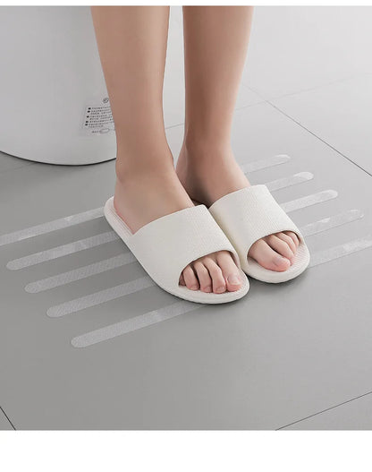 Strisce adesive antiscivolo trasparenti per bagno e scale