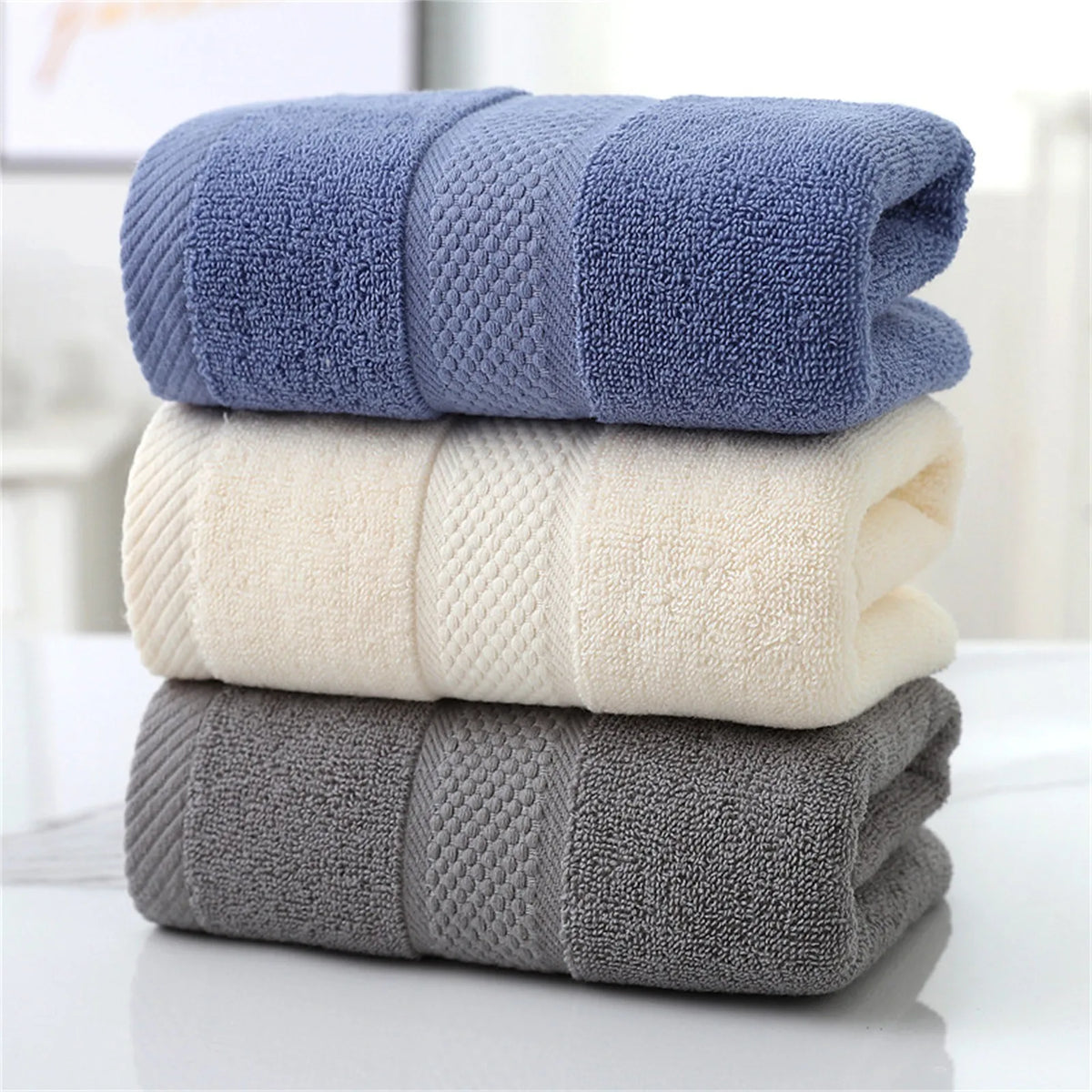 Soft Hand Towel – Hotel-Style Face Towel, 33 × 69 cm