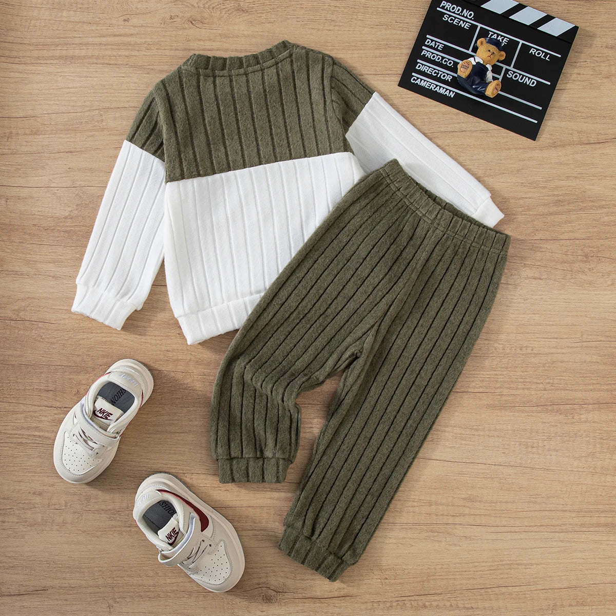 Boys' Colour Block Sweater & Pants Set - Long Sleeve Winter Outfit, Sizes 90-130