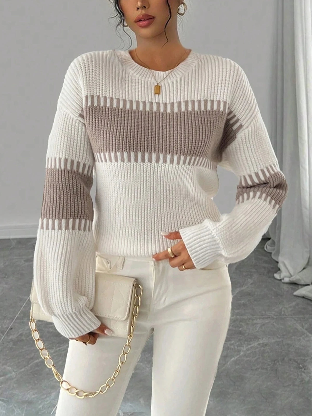 New Autumn and Winter Niche Knit Cardigan for Women, Designed in a Lazy Style, Khaki Straight-Cut Round-Neck Pullover, Casual and Elegant Autumn/Winter Top, Basic Versatile Style for Urban Commuting, Stylish and Fashionable C