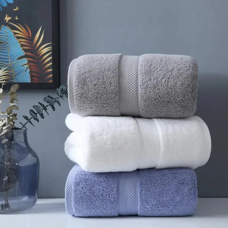 Cotton Bath Towel – Thick 70 × 140 cm Terry Towel, 500 g