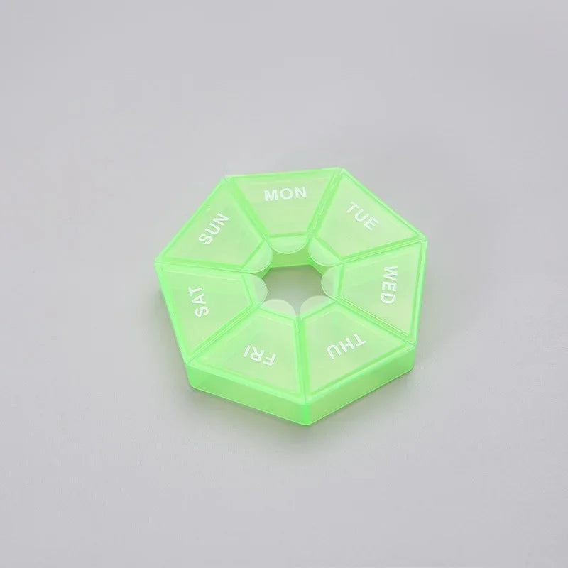 7-Day Pill Organizer – Compact Weekly Vitamin Case