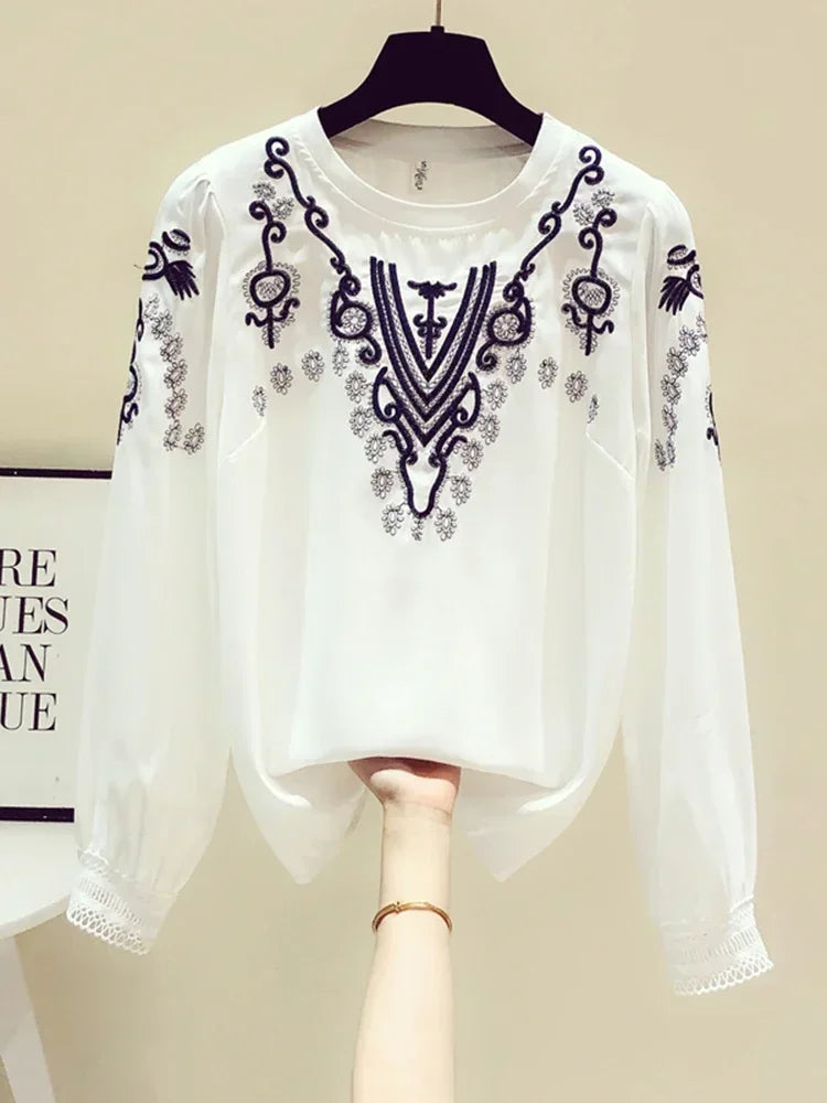 Korean Fashion Embroidery White Blouse Female Chiffon Female Long-sleeved Blusa Early Autumn New Shirt Tops KK1471