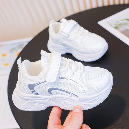 Lässige Kinderschuhe aus Stoff