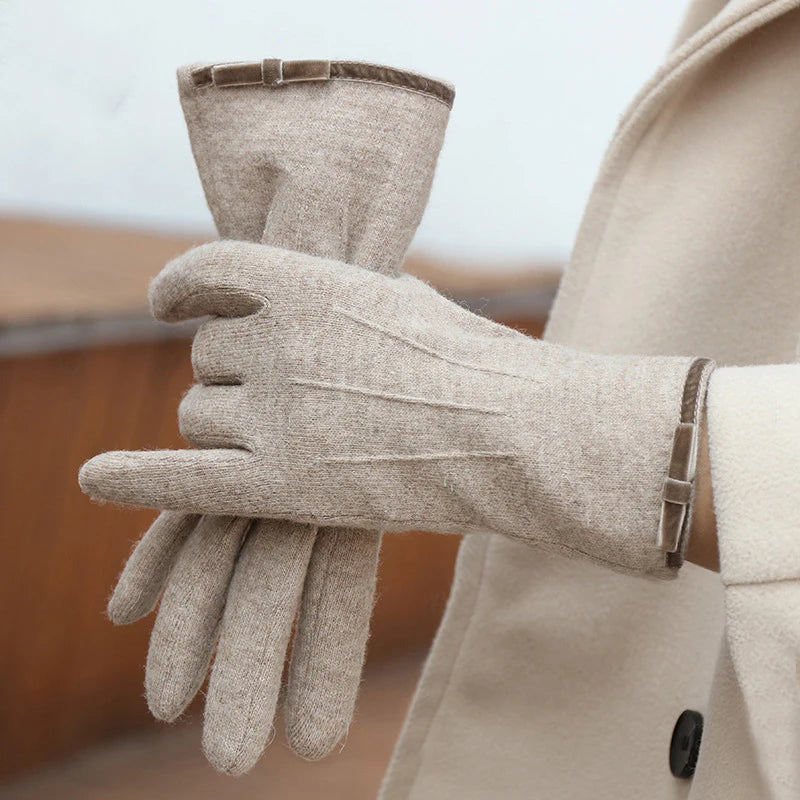 Women's Elegant Soft Touchscreen Winter Gloves