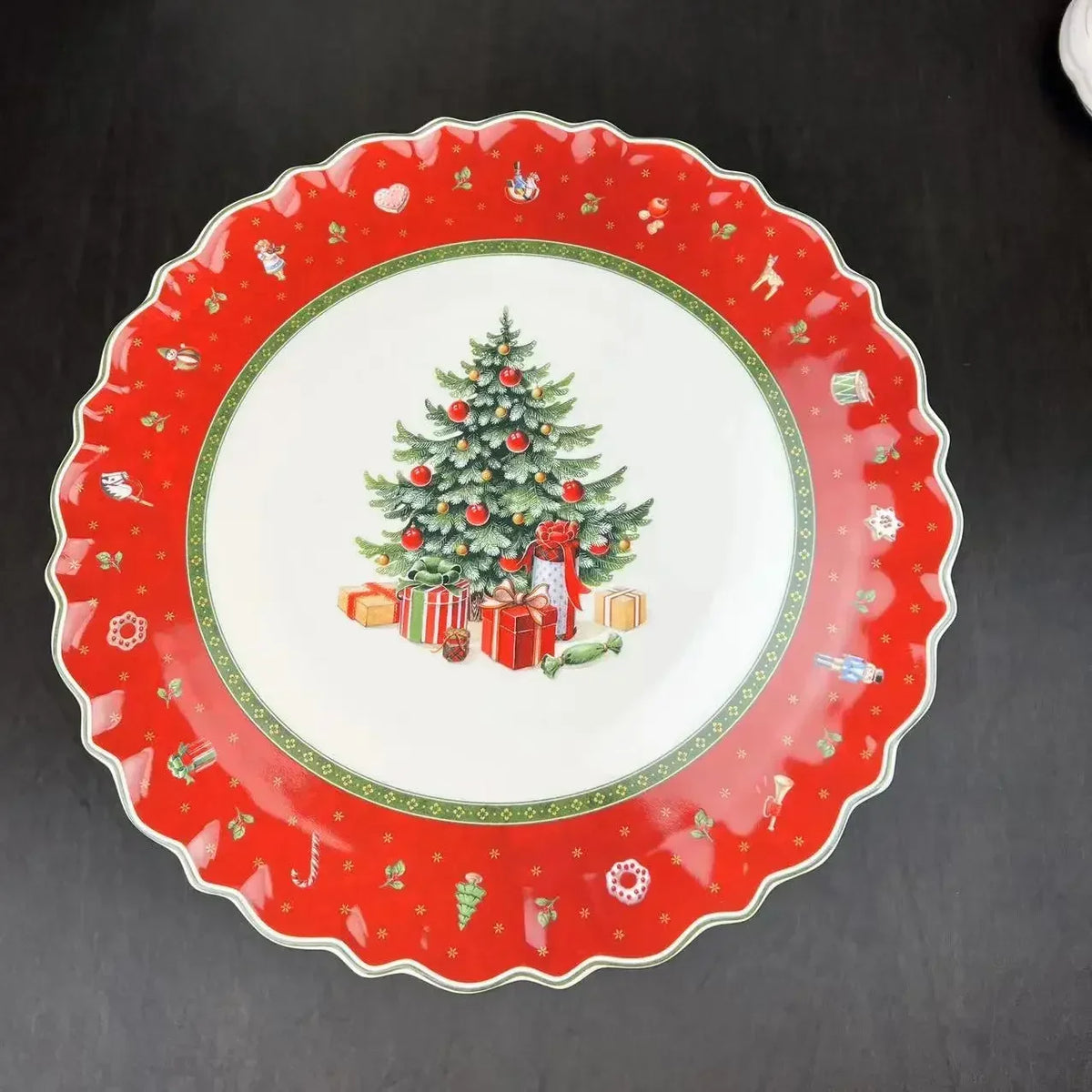 Christmas Ceramic Tableware – Mugs, Plates & Dishes