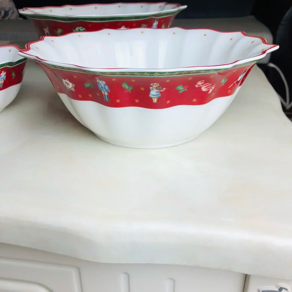 Christmas Ceramic Tableware – Mugs, Plates & Dishes