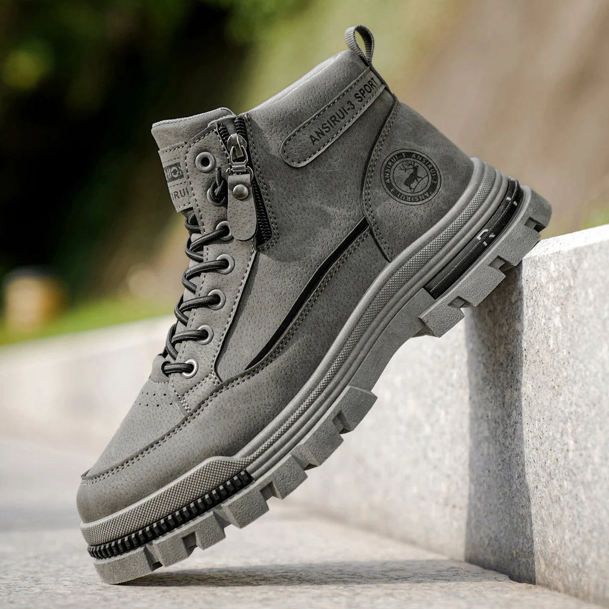 Men'S High Top Combat Boots Side Zipper Platform Non Slip Outdoor Casual Work Ankle Boots