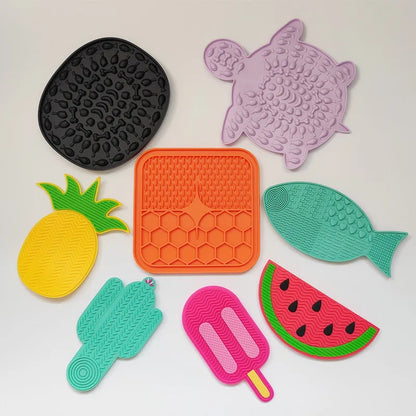 Lick Mat for Cats & Small Dogs – Suction-Cup Slow Feeder