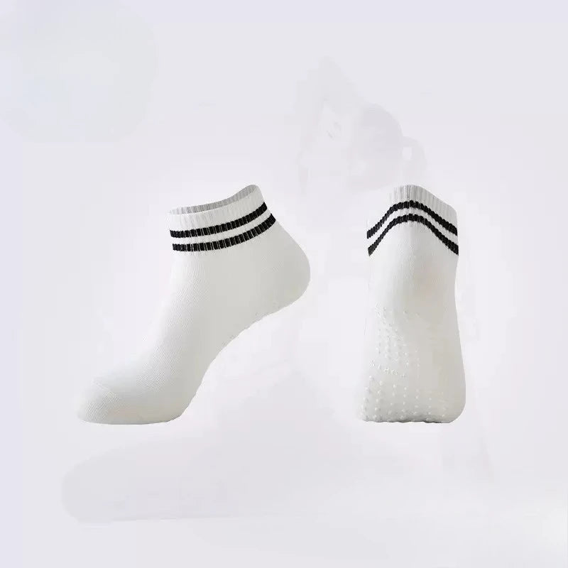 Grip Socks for Women, Non Slip Pilates Yoga Socks with Double Stripes Non Slip Socks for Workout, Ballet, Athletic