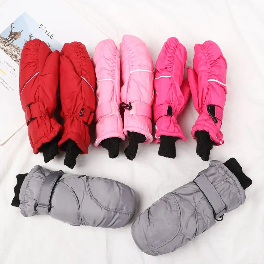 Kids' Adjustable Ski Gloves – Velvet-Lined Snow Gloves (Ages 5–9)
