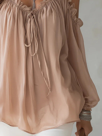 Blusa con volantes, hombros descubiertos y cordones