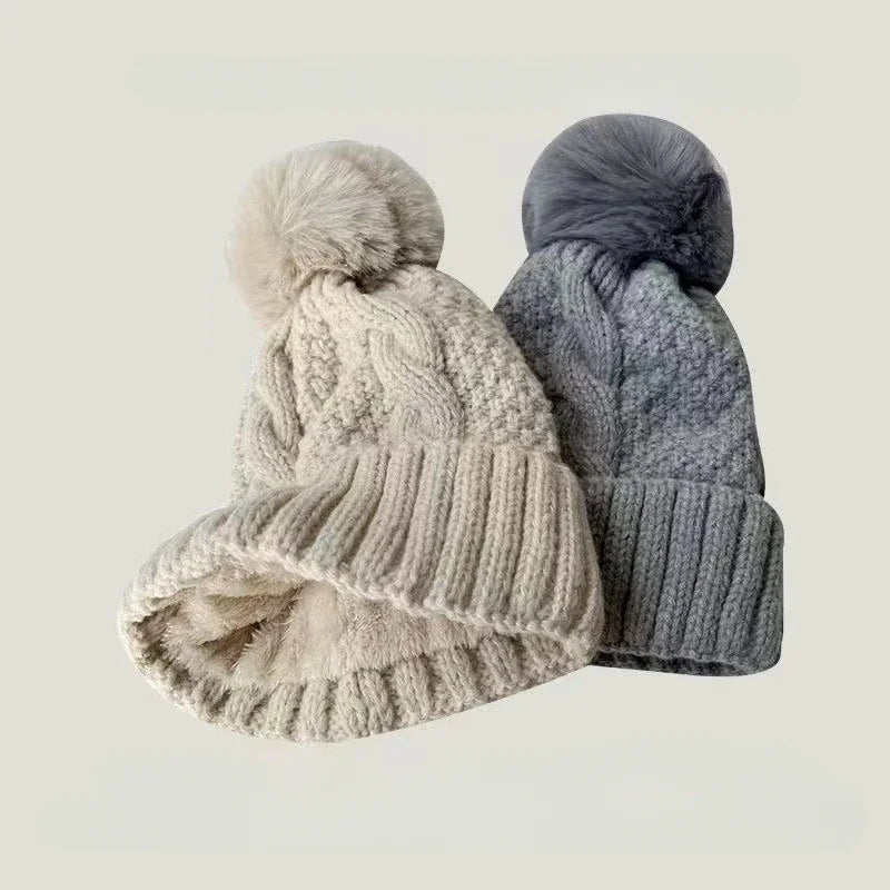 Women's Cable-Knit Pom-Pom Beanie – Plush-Lined Winter Hat