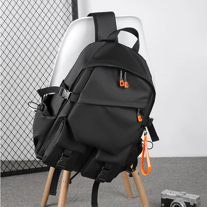 Luxuriöser Herrenrucksack, hochwertiger 15,6-Zoll-Laptoprucksack, wasserdichte Reise- und Schultasche mit großem Fassungsvermögen für Herren