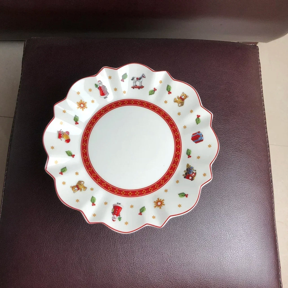 Christmas Ceramic Tableware – Mugs, Plates & Dishes