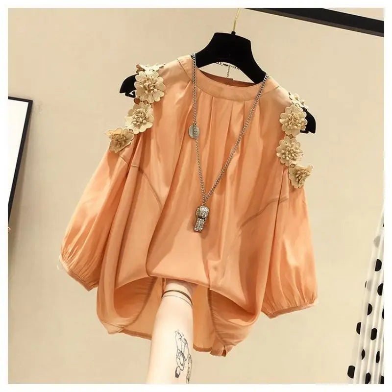 Flower Three-dimensional Decoration Raglan Sleeve O-Neck Pullover Women's Blouse Shirt Female Fashion Blouses Women Clothing