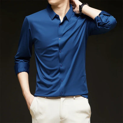 Camisa casual de negocios lisa de manga larga para hombre