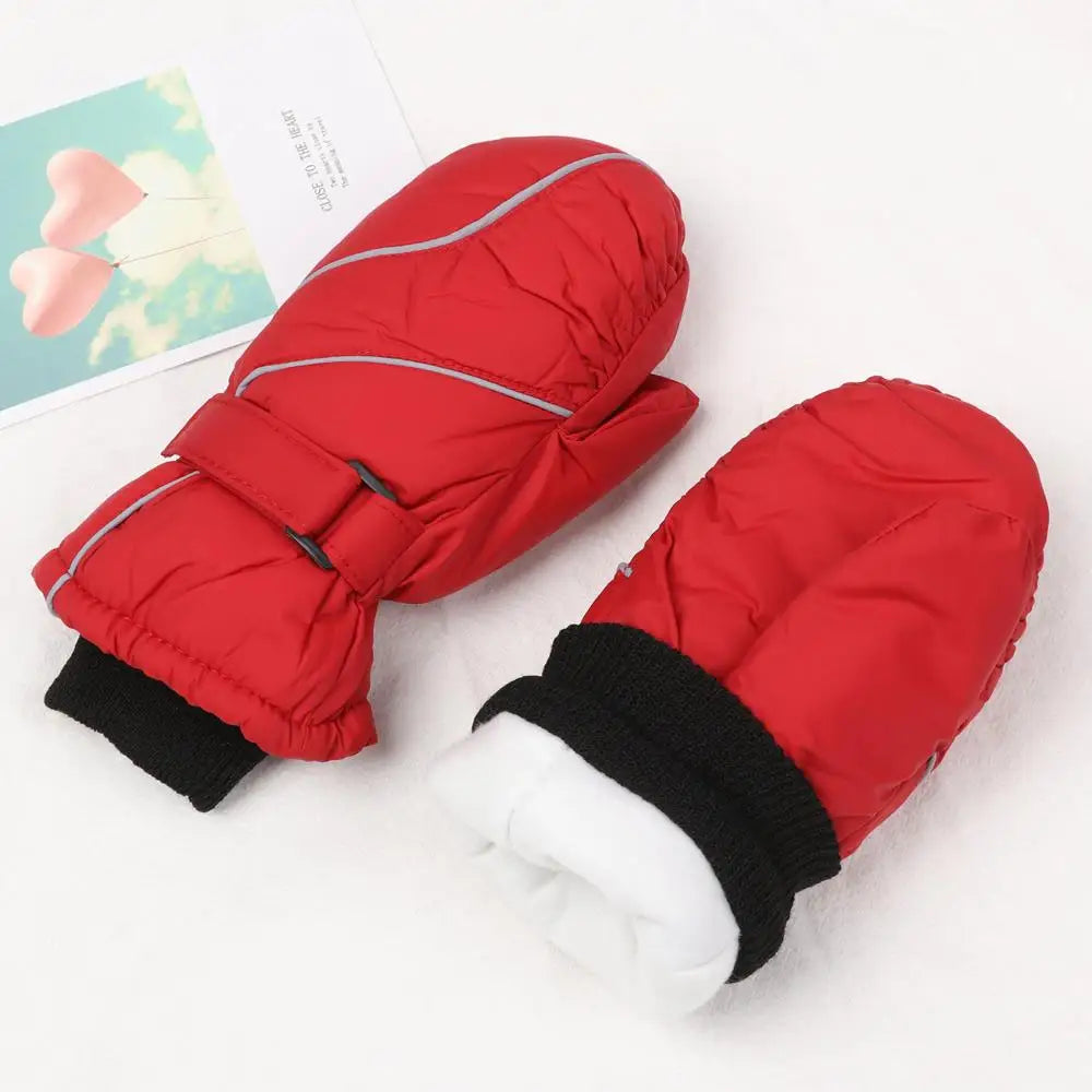 Kids' Adjustable Ski Gloves – Velvet-Lined Snow Gloves (Ages 5–9)