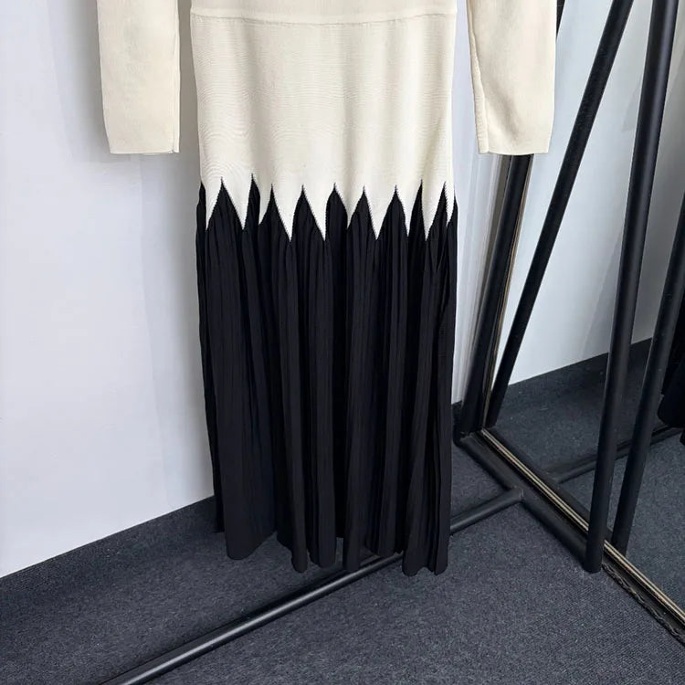 Women's V-Neck Patchwork Knit Midi Dress