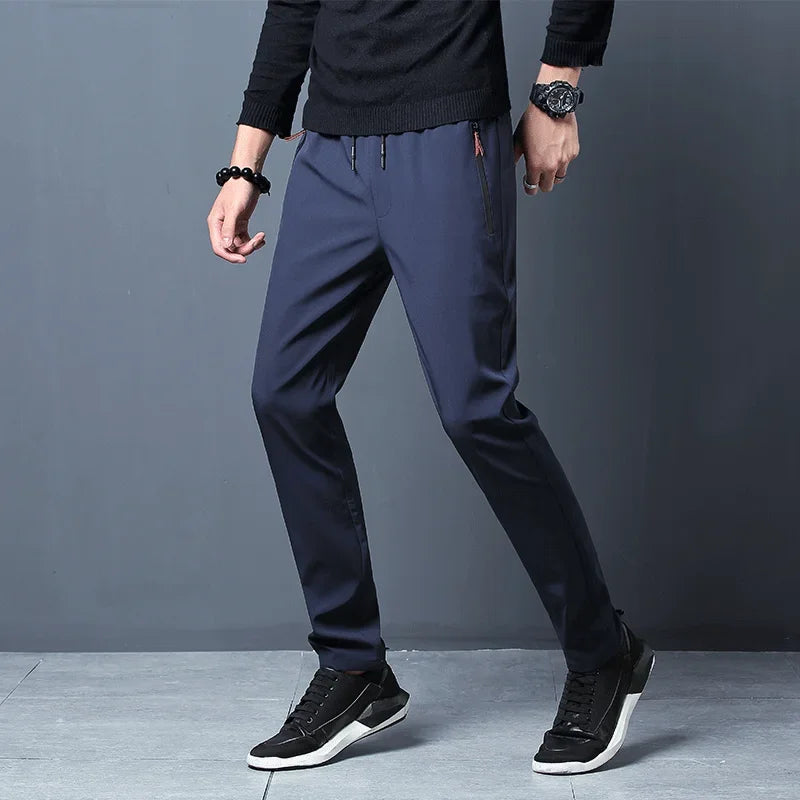 Men's Lightweight Straight-Leg Casual Pants