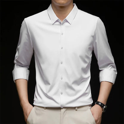 Camisa casual de negocios lisa de manga larga para hombre