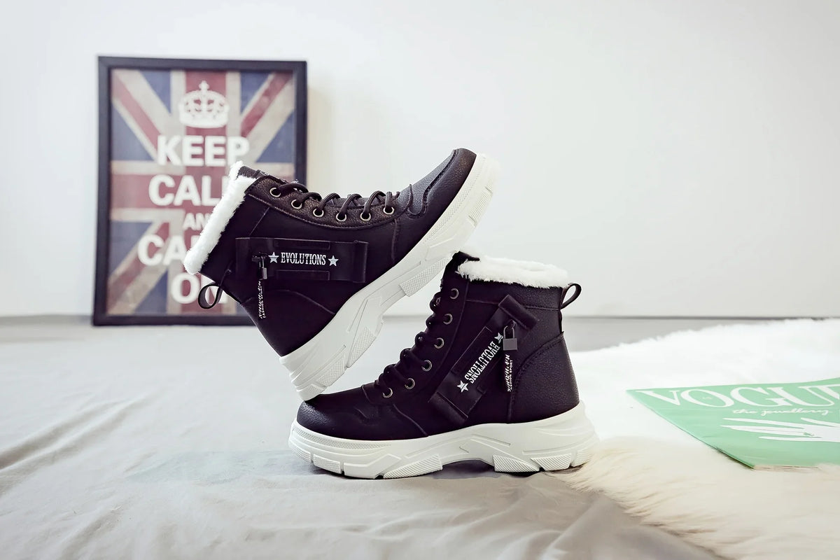 Winter Women Snow Boots Anti‑Slip Warm Fur Lined Martin Boots Casual Ankle Booties Fashion Outdoor Daily Wear Shoes